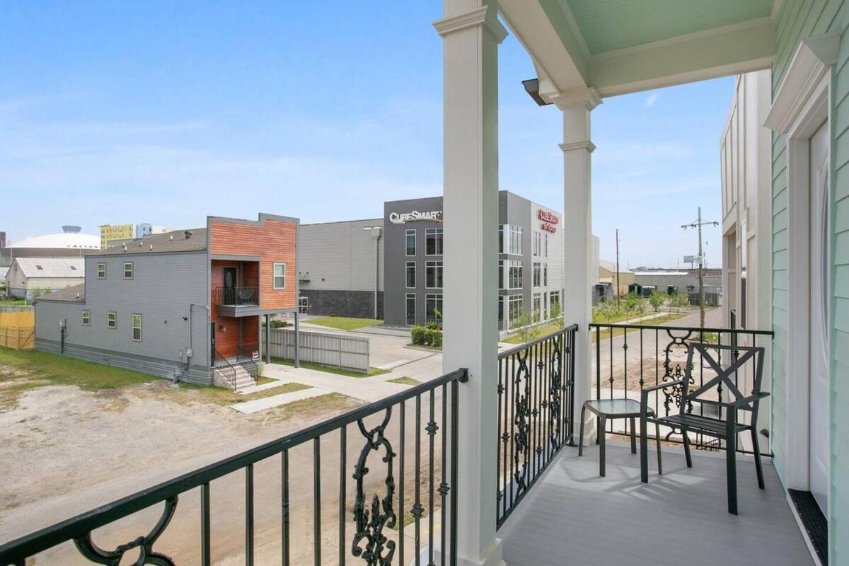 Brand New 5br, Outdoor Seating, Parking * New Orleans