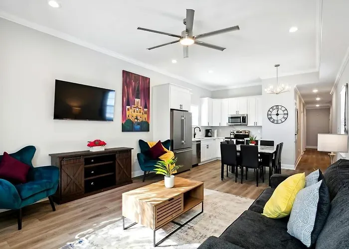 Brand New 5Br, Outdoor Seating, Parking